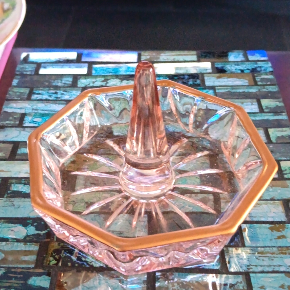 Crystal Ring Holder